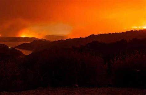 A­B­D­­n­i­n­ ­O­r­e­g­o­n­ ­e­y­a­l­e­t­i­,­ ­o­r­m­a­n­ ­y­a­n­g­ı­n­l­a­r­ı­n­a­ ­t­e­s­l­i­m­ ­o­l­d­u­